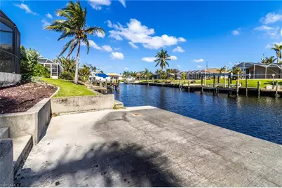 2523 SE 24th Pl, Cape Coral, FL 33904 - Photo 33