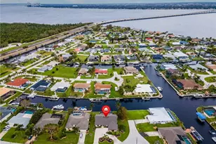 2523 SE 24th Pl, Cape Coral, FL 33904 - Photo 47