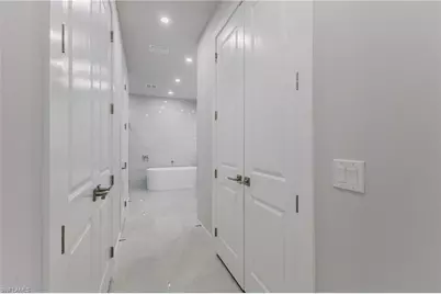 1123 NE 10th St, Cape Coral, FL 33909 - Photo 31