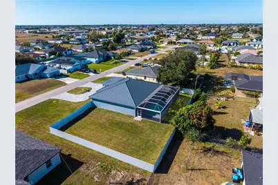 1123 NE 10th St, Cape Coral, FL 33909 - Photo 45