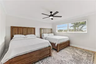 1020 Palm View Dr, Naples, FL 34110 - Photo 13