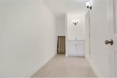 2366 E. Mall Dr #Apt. 101, Fort Myers, FL 33901 - Photo 19