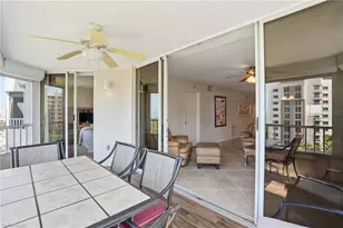 11118 Gulf Shore Dr, Naples, FL 34108 - Photo 27