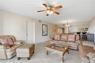 11118 Gulf Shore Dr, Naples, FL 34108 - Photo 7