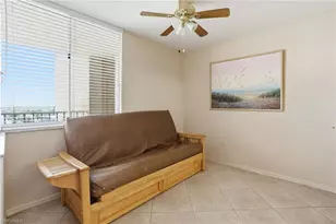 11118 Gulf Shore Dr, Naples, FL 34108 - Photo 15