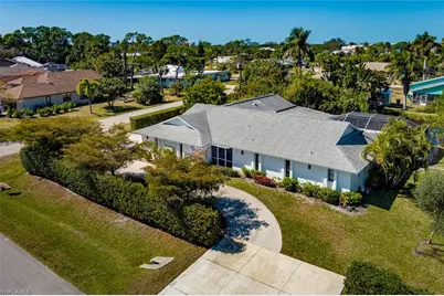 661 E Valley Dr, Bonita Springs, FL 34134 - Photo 39