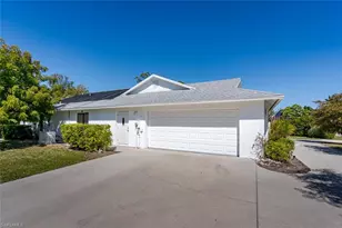 661 E Valley Dr, Bonita Springs, FL 34134 - Photo 3