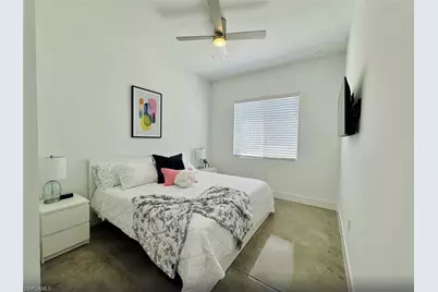2479 Shadowlawn Dr, Naples, FL 34112 - Photo 25