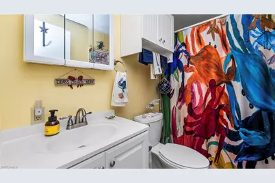 121 Grassy Key Ln, Naples, FL 34114 - Photo 17