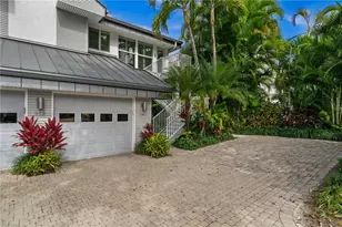 361 2nd St S, Naples, FL 34102 - Photo 25