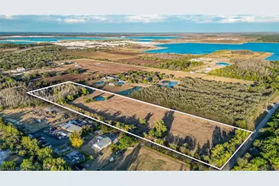 15501 S Mallard Ln, Fort Myers, FL 33913 - Photo 17