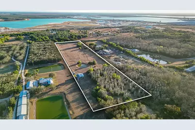 15501 S Mallard Ln, Fort Myers, FL 33913 - Photo 13