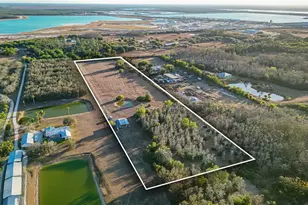 15501 S Mallard Ln, Fort Myers, FL 33913 - Photo 13