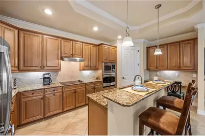 9234 Veneto Pl, Naples, FL 34113 - Photo 7