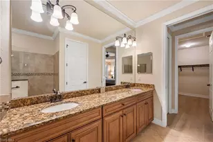 9234 Veneto Pl, Naples, FL 34113 - Photo 21