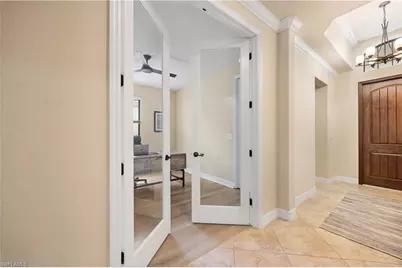 9234 Veneto Pl, Naples, FL 34113 - Photo 5