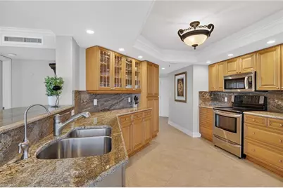 4651 Gulf Shore Blvd N #607, Naples, FL 34103 - Photo 19