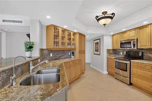 4651 Gulf Shore Blvd N, Naples, FL 34103 - Photo 19