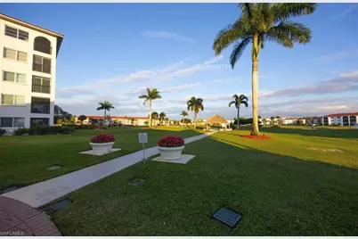 57 High Point Cir W #104, Naples, FL 34103 - Photo 29