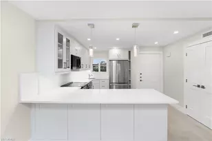 57 High Point Cir W, Naples, FL 34103 - Photo 7