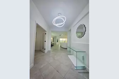 9230 Aqua Overlook Ct, Lehigh Acres, FL 33936 - Photo 3