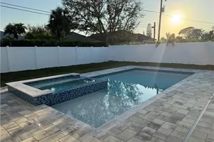 710 98th Ave N, Naples, FL 34108 - Photo 5