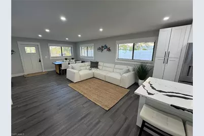 710 98th Ave N, Naples, FL 34108 - Photo 9