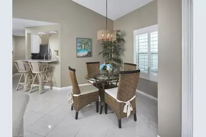 570 Windsor Sq #101, Naples, FL 34104 - Photo 7