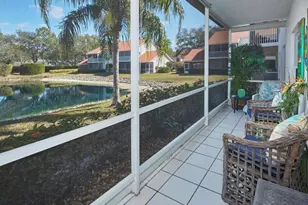 570 Windsor Sq, Naples, FL 34104 - Photo 17