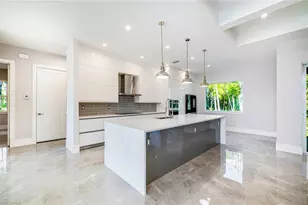 2461 Golden Gate Blvd E, Naples, FL 34120 - Photo 9