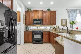 9400 La Bianco St, Estero, FL 33967 - Photo 7