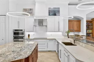 268 Cheshire Way, Naples, FL 34110 - Photo 5