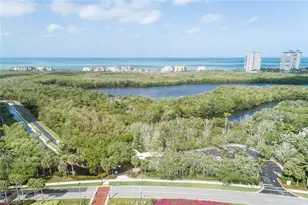 7638 Pebble Creek Cir, Naples, FL 34108 - Photo 27