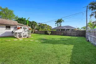 27983 Temple Terrace Dr, Bonita Springs, FL 34135 - Photo 25