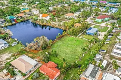 3870 Bennett Ln, Bonita Springs, FL 34134 - Photo 3