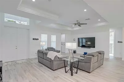 911 14th St SE, Naples, FL 34117 - Photo 3