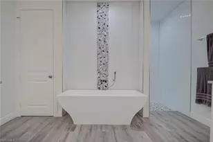 911 14th St SE, Naples, FL 34117 - Photo 17