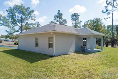 911 14th St SE, Naples, FL 34117 - Photo 27