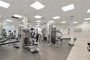 1087 Silverstrand Dr, Naples, FL 34110 - Photo 25