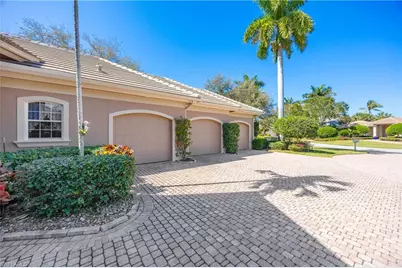 1687 Persimmon Dr, Naples, FL 34109 - Photo 7