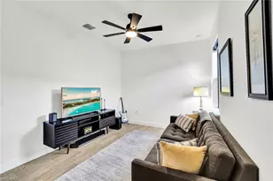 1952 Yellowfin Cir, Naples, FL 34114 - Photo 19