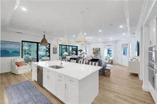 2472 Breakwater Wy, Naples, FL 34112 - Photo 7