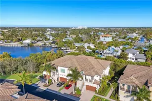 2472 Breakwater Wy, Naples, FL 34112 - Photo 41