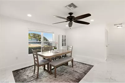 6055 Macbeth Ln, Fort Myers, FL 33908 - Photo 9