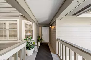 668 Wiggins Bay Dr, Naples, FL 34110 - Photo 7