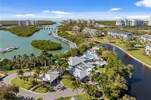 668 Wiggins Bay Dr, Naples, FL 34110 - Photo 39