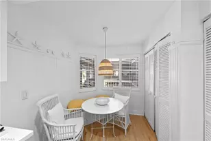 668 Wiggins Bay Dr, Naples, FL 34110 - Photo 17