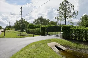 3390 27th Ave NE, Naples, FL 34120 - Photo 37