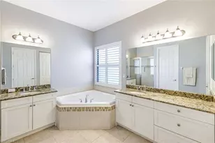 3224 Pacific Dr, Naples, FL 34119 - Photo 19