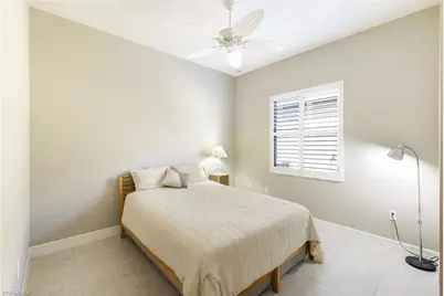 3224 Pacific Dr, Naples, FL 34119 - Photo 23